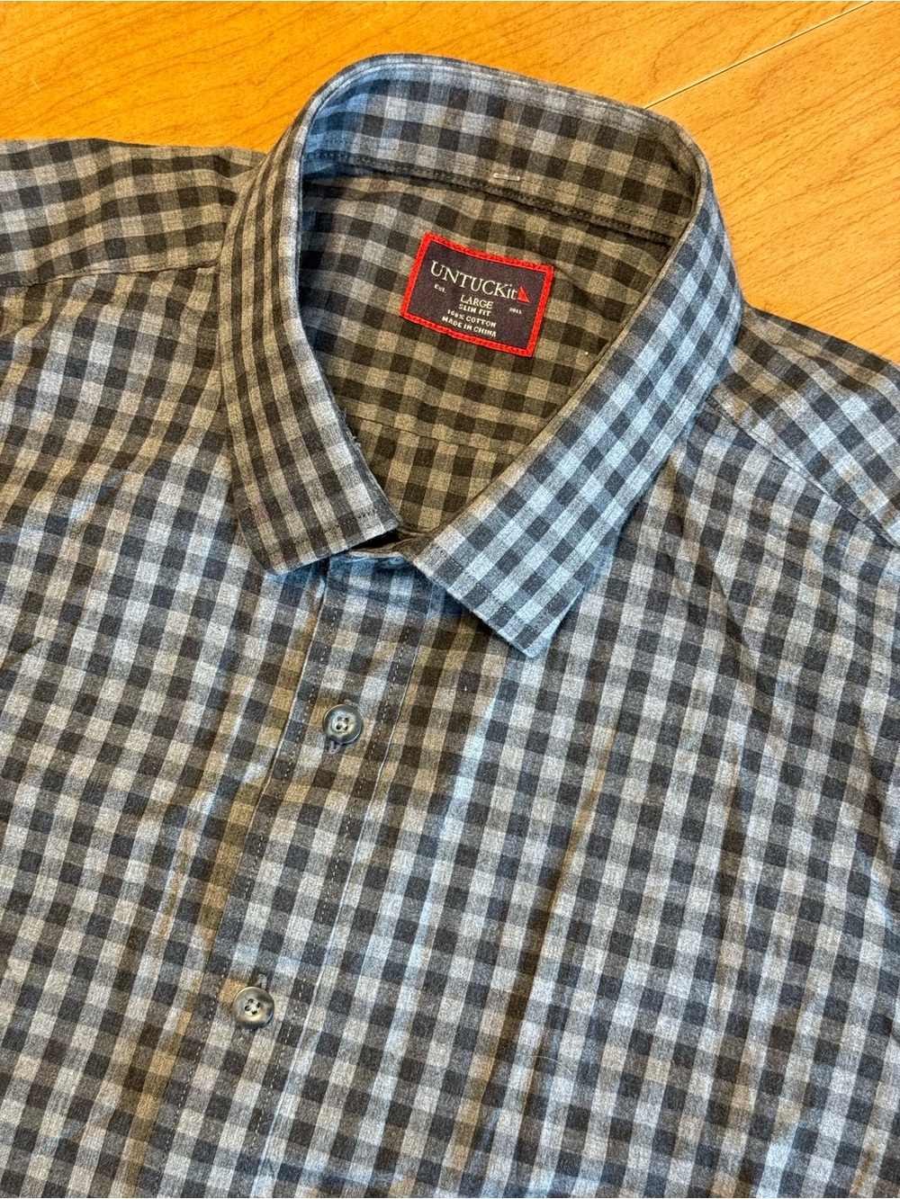 Untuckit Shirt